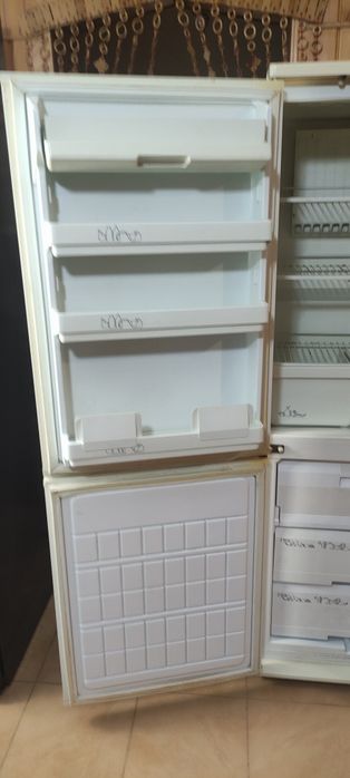 Продам холодильник