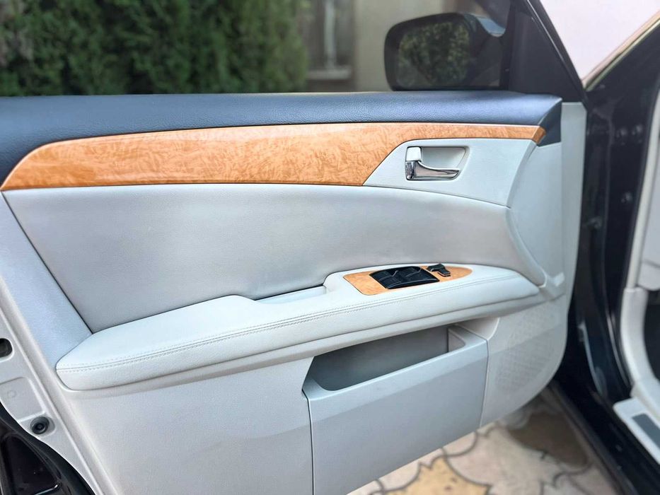 Продам авто Toyota Avalon