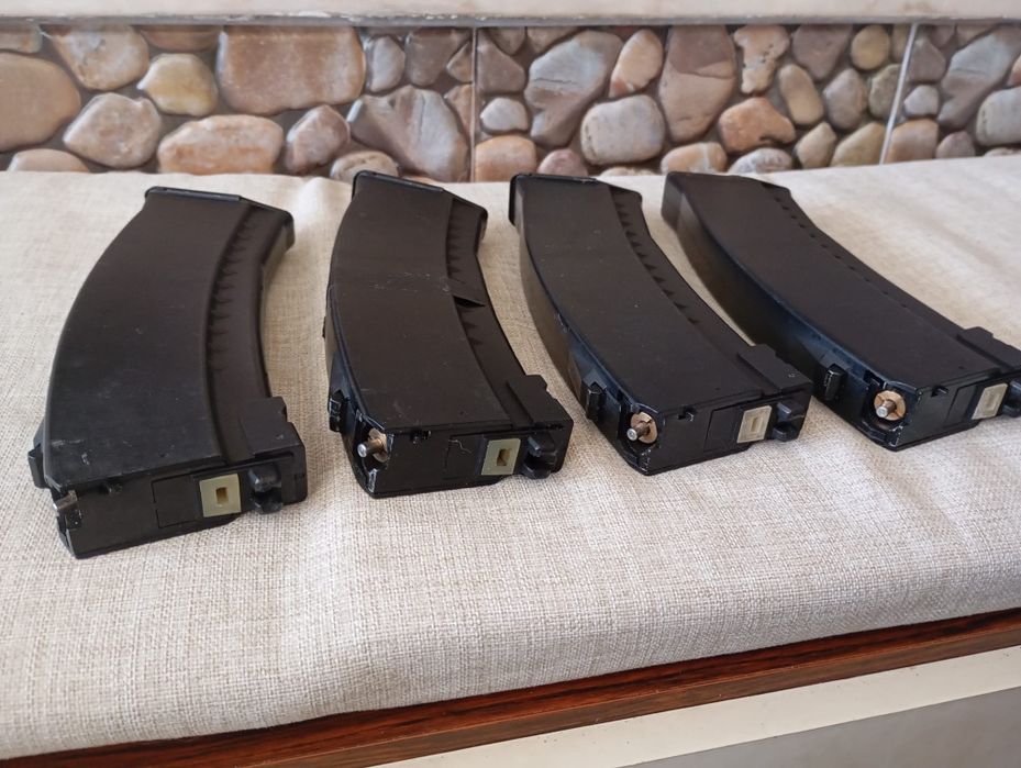 Airsoft 4 mags co2 para ak gbbr