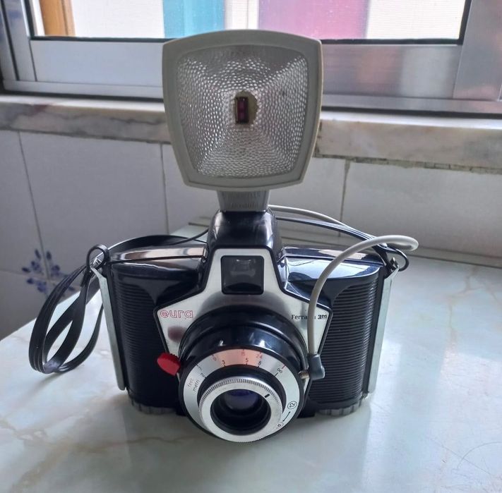 Máquina fotográfica Ferrania Eura 3M - FUNCIONAL