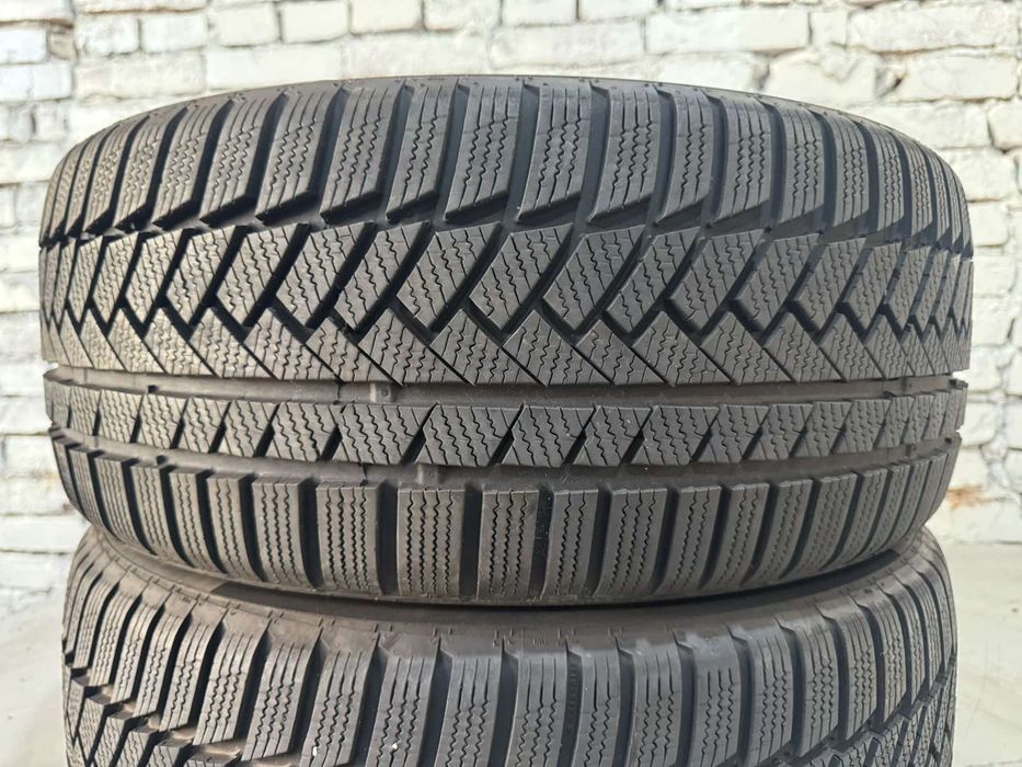Зимові шини CONTINENTAL 235/45 r17