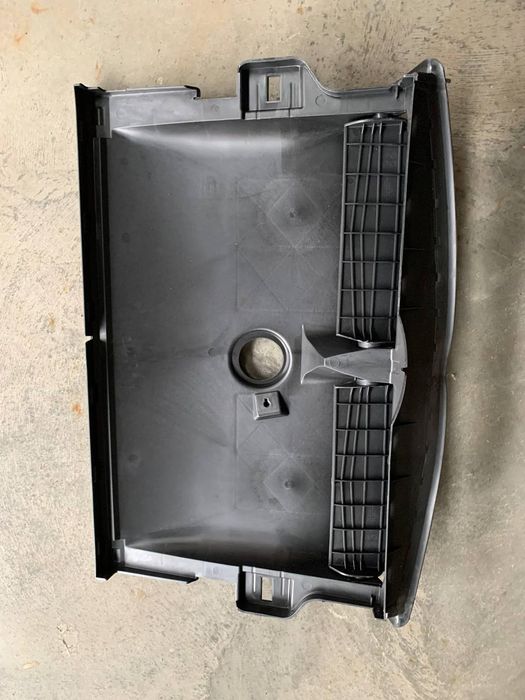 Жалюзи Tesla Model 3 2023 2024 2025