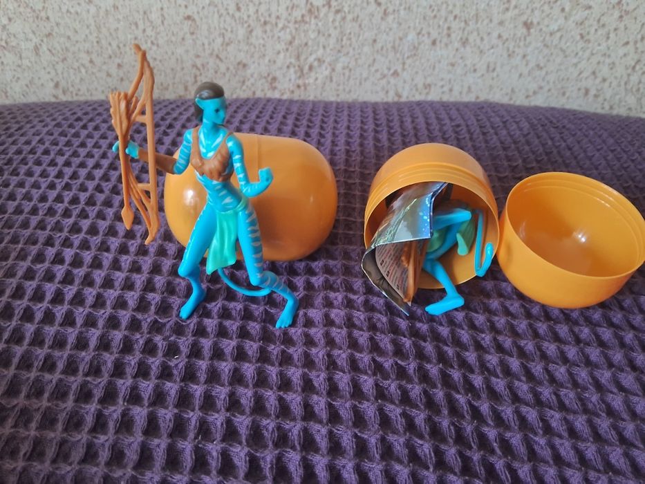 Аватар кіндер максі нова іграшка