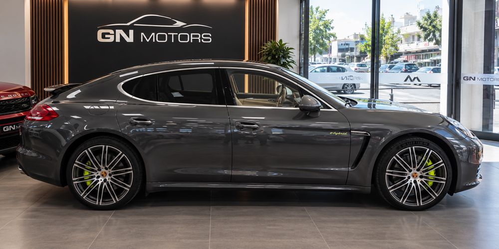 Porsche Panamera S E-Hybrid | Histórico Porsche | Nacional? | 2014 — photo 2