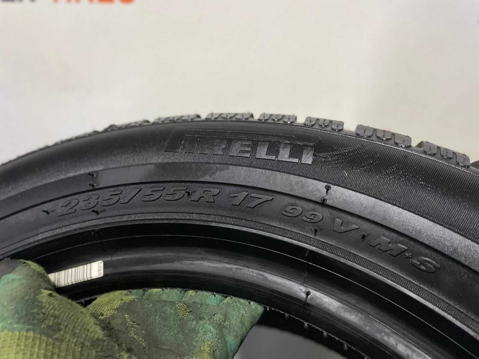 Продам пару як нових зимових шин Pirelli 235/55 R17 235*55 R17 20001735