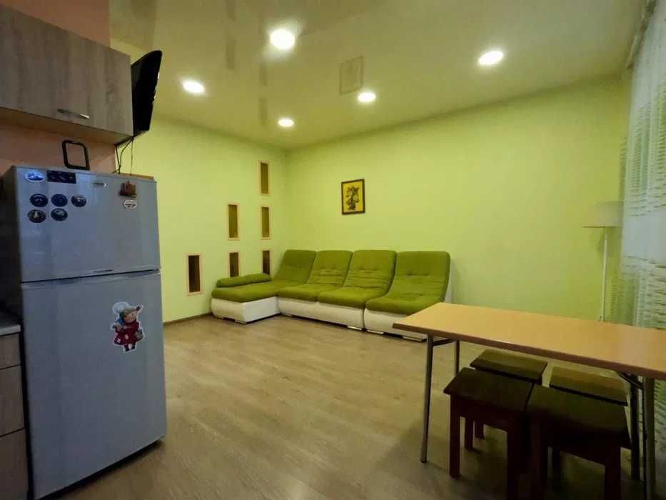 Продається 2к кв 72м кв, ЖК Дмитрівський, м Центральний ринок 20933М