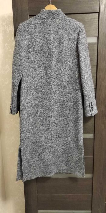 Пальто лёгкое шерстяное б/у