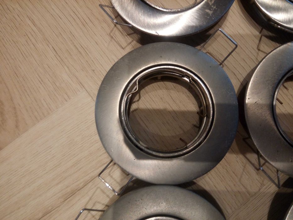 Oprawa sufitowa halogenowa LED ruchoma GU10 srebrna 14szt używane