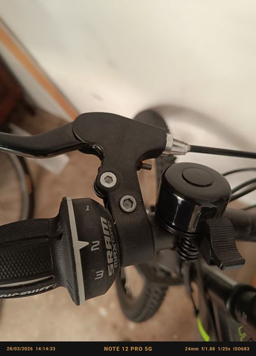 Vendo BTT 9-12 anos Rockrider ST500, roda 24
