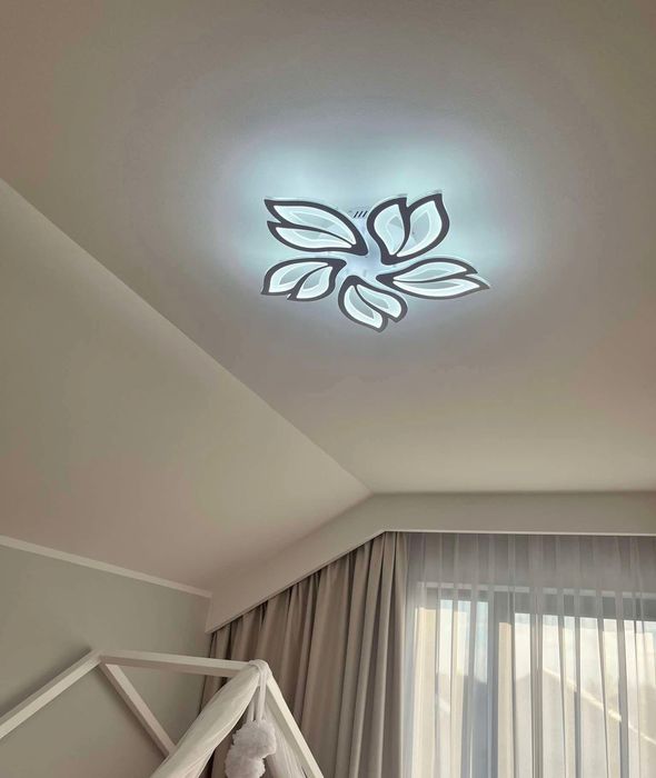 Sprzedam lampę sufitową
