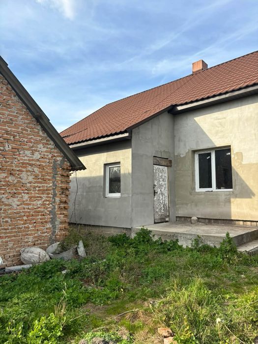 Продається цегляний будинок