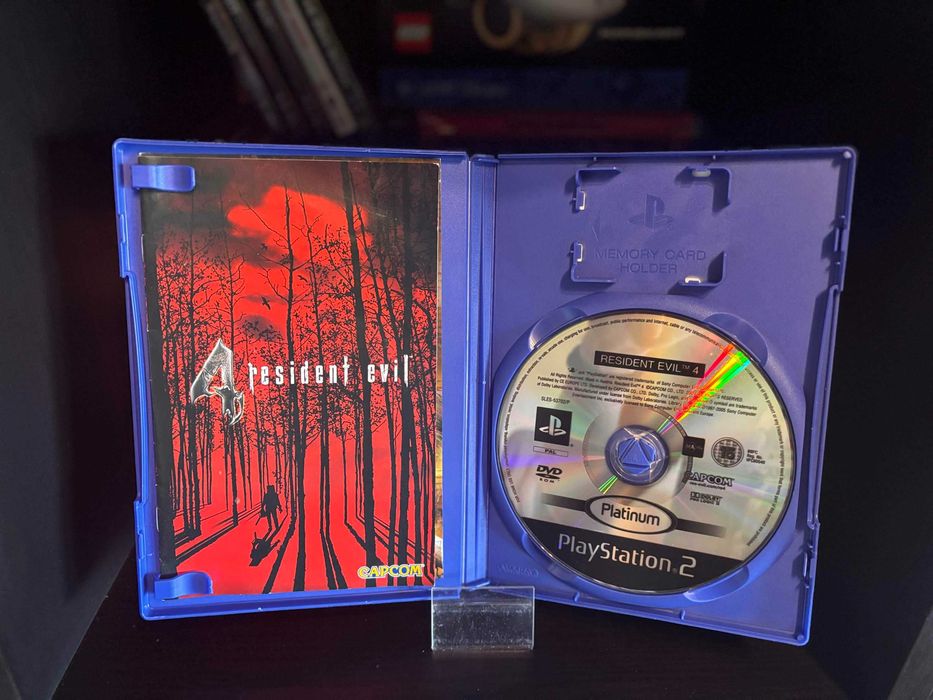 Resident Evil 4 - PlayStation 2 (PS2)