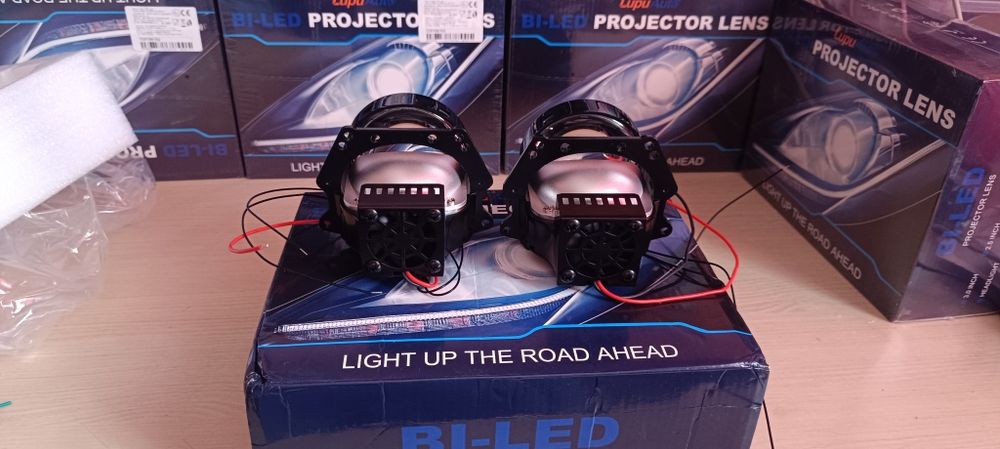 Є опт  Бі-LED лінзи в фари 2.5" / 3.0" — супер яскраві, IP68