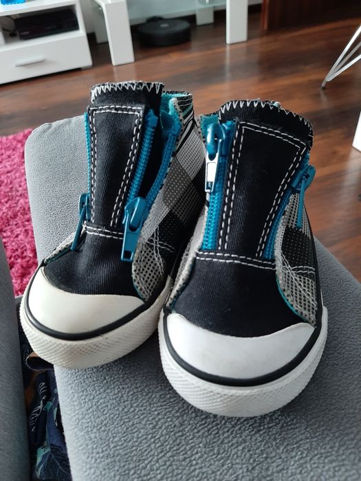 Dinsko buty 20 chłopięce