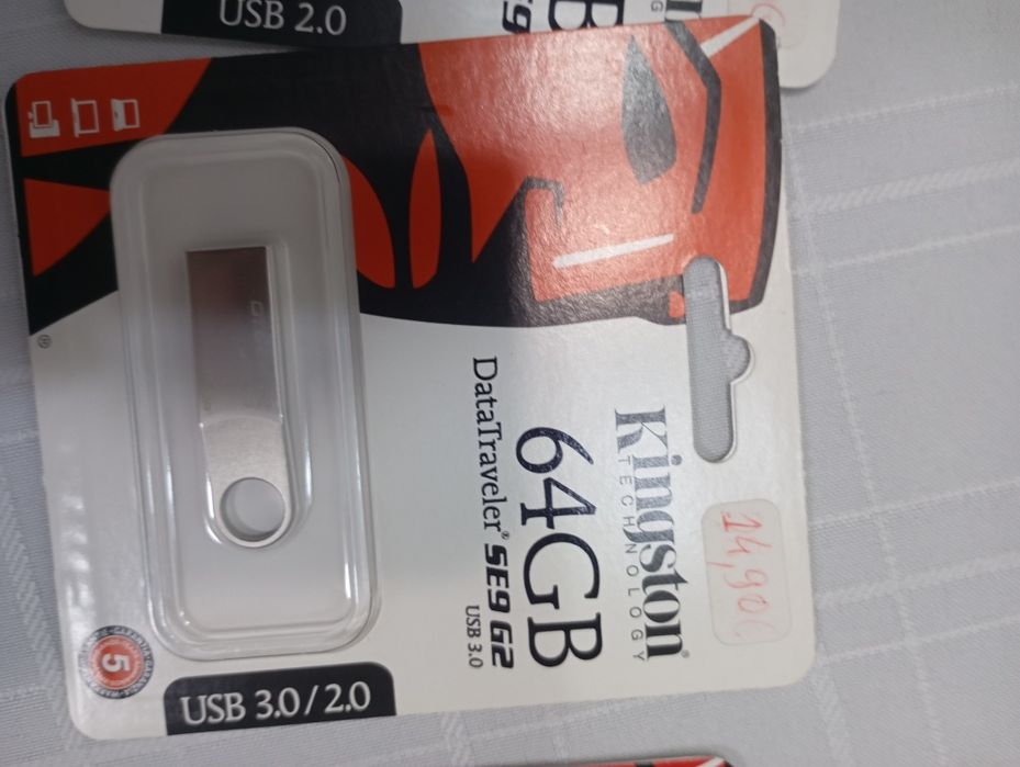 Pens Drives Kingston