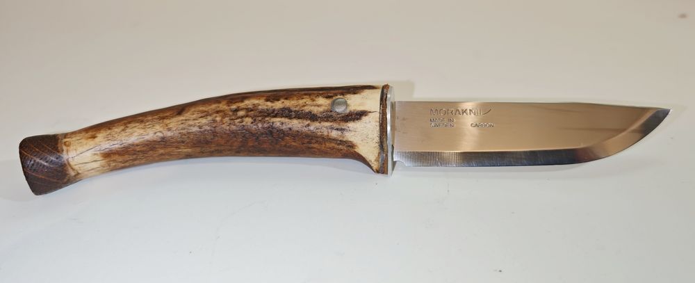 Nóż myśliwsko biwakowy.