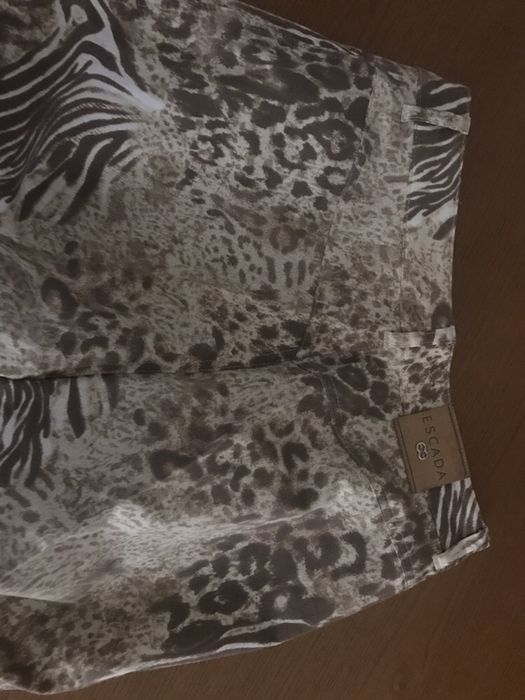 Calças Mulher marca Escada