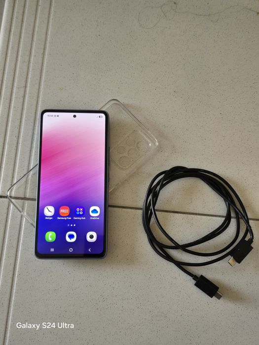 Vendo ou troco Samsung a53  256 5g ler descrição negociáv