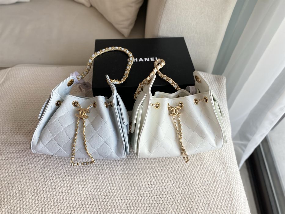 Chanel hobo mini біла та голуба. Нові