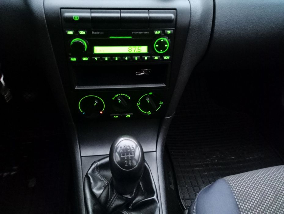 Продам Шкоду Октавію Тур