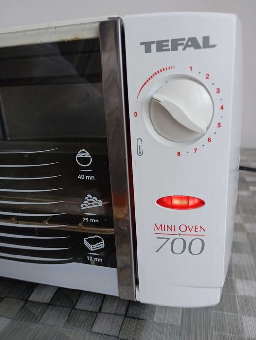 Sprzedam piekarnik elektryczny w dobrym stanie. Tel. 730.221,69.0