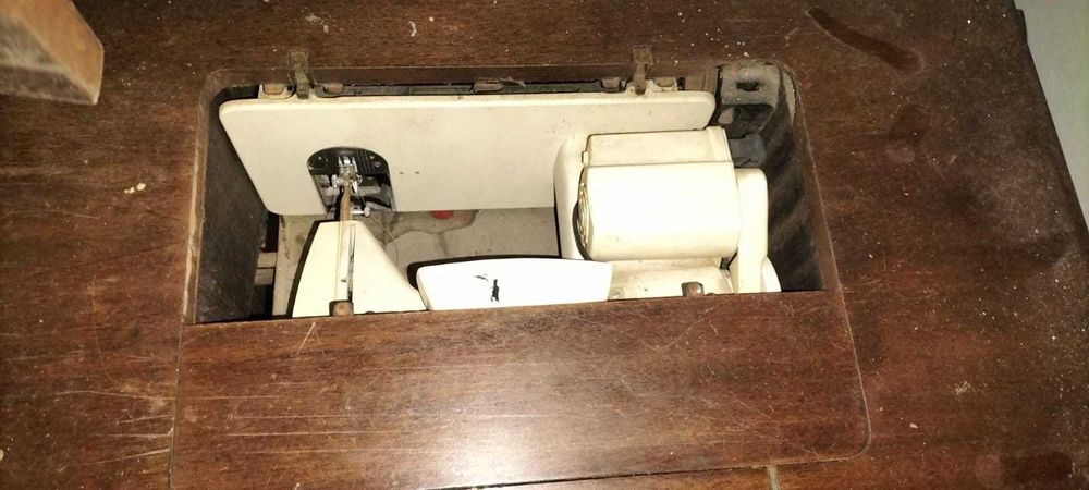 Máquina de costura Singer
