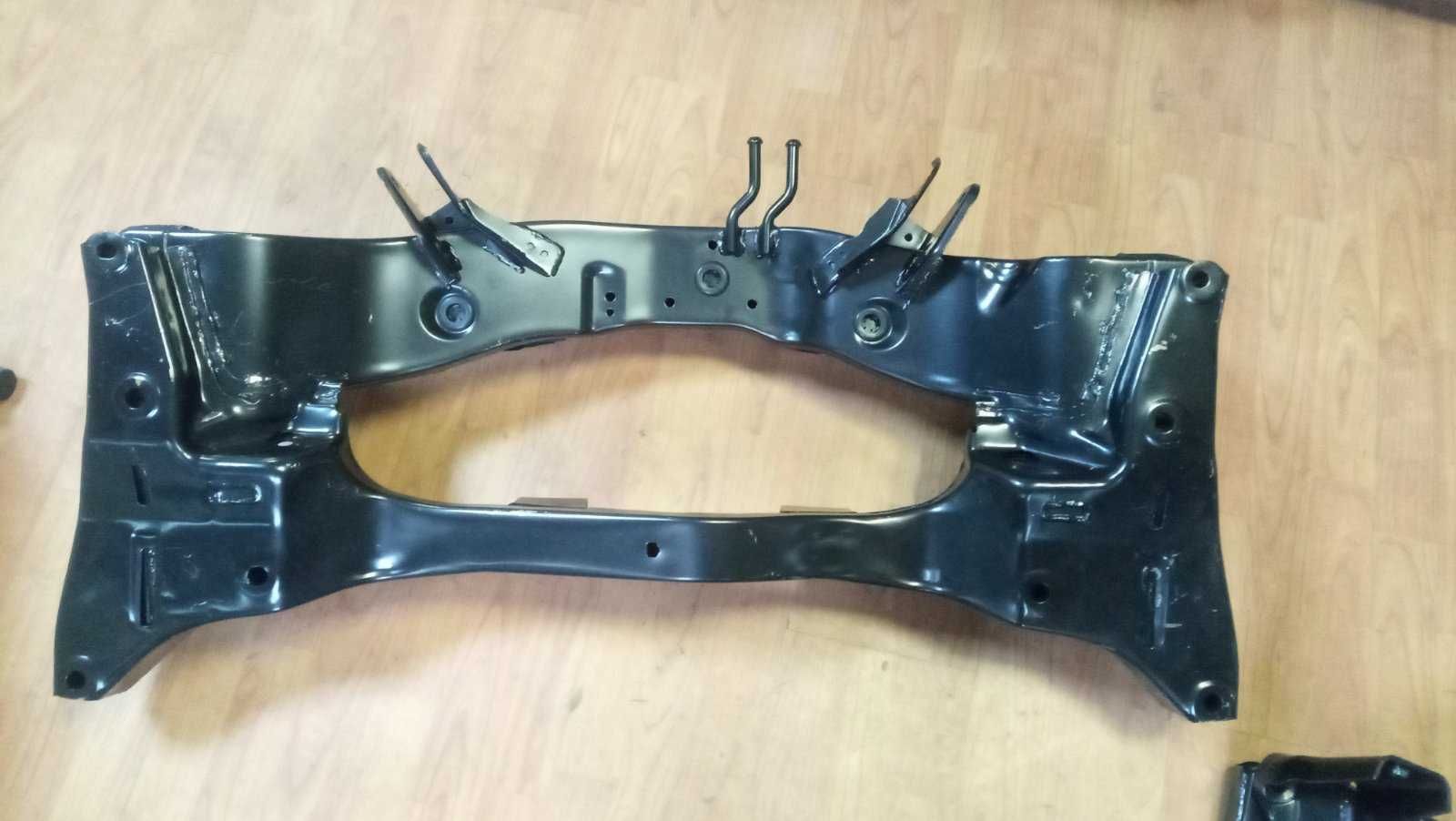Подрамник Mitsubishi Lancer 9 Outlander 1, 2 ,3: 8 000 грн. - Задні ...