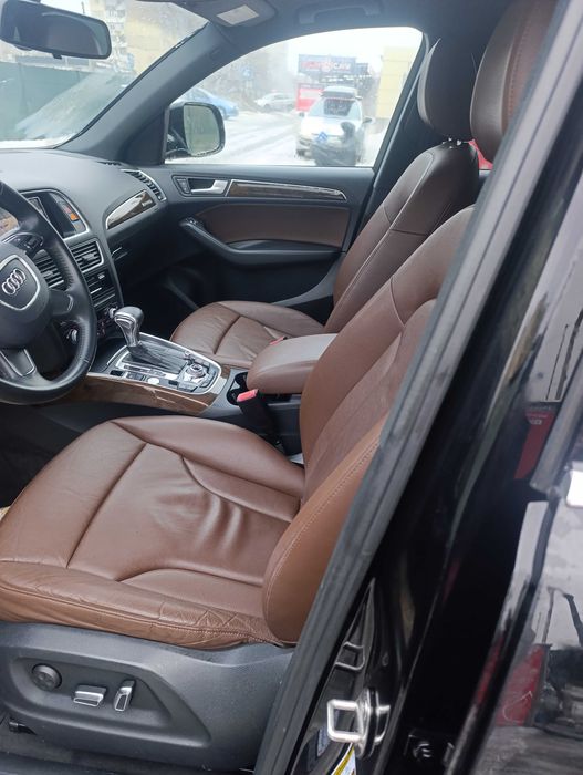 Продам Audi Q5 2016