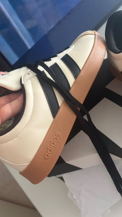 Кросівки Adidas