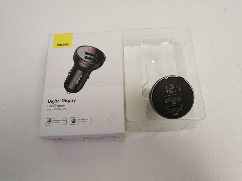 Авто зарядка  від прикурювача Baseus вольтметр 24W 4.8A 2 USB
