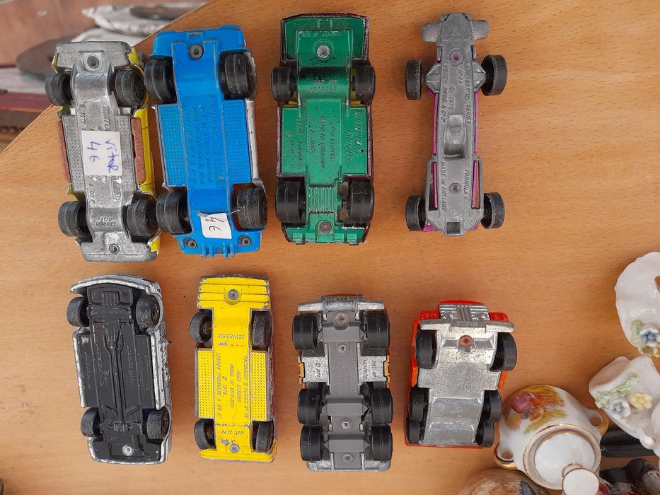 Carros Matchbox SUPERFAST com danos