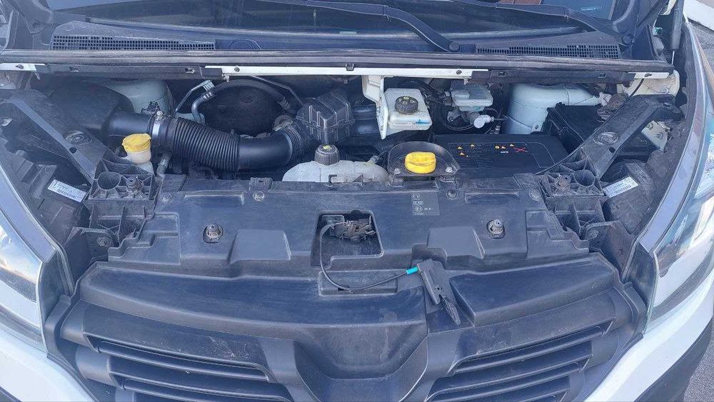 Продам  Renault Trafic 1.6 long