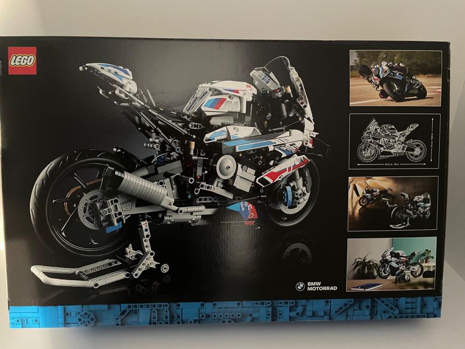 Motor LEGO 42130 Technic BMW M 1000 RR
