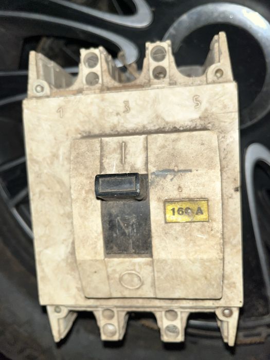 Автомат ВА65 160а