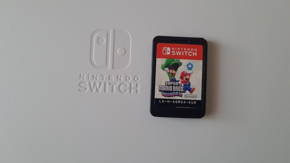 Nintendo Switch Oled z grą
