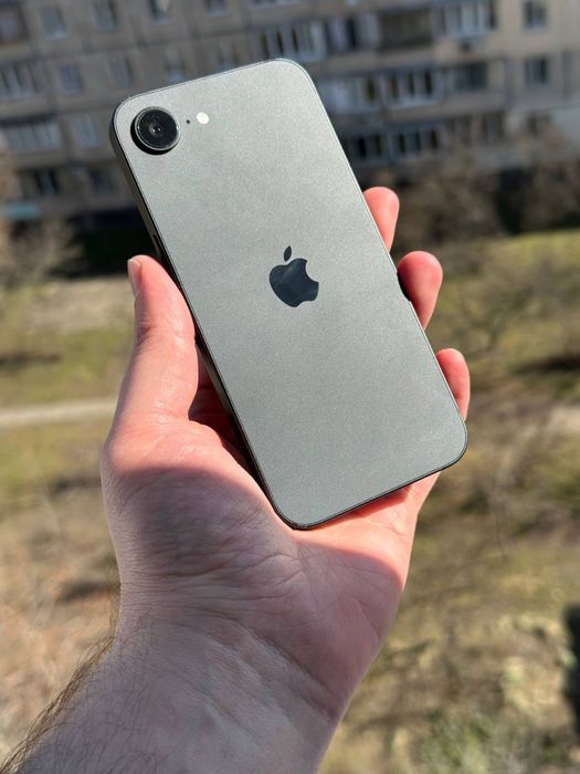 IPhone 16e 128 Neverlock