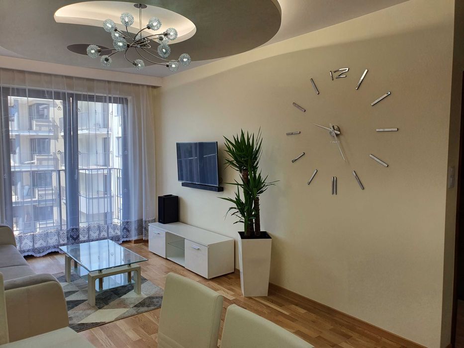 Właściciel wynajmie przytulne mieszkanie 2p z klimatyzacją.