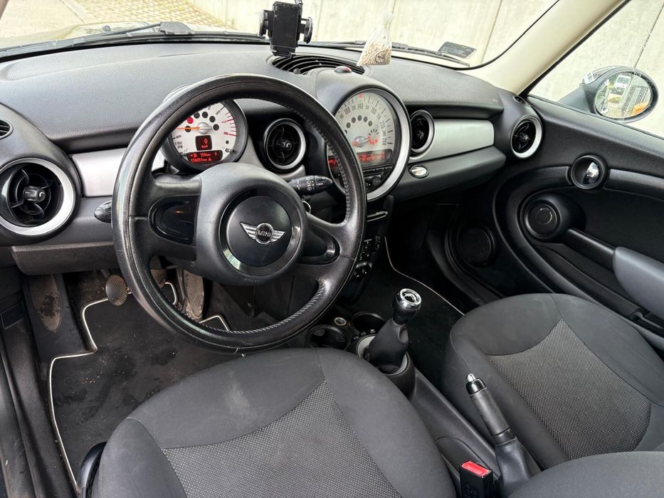 Samochód osobowy Mini Cooper