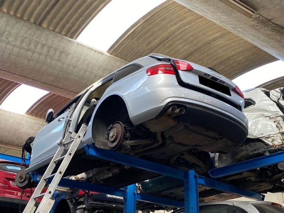 Audi A4 2.0 TDI Avant de 2014 para peças