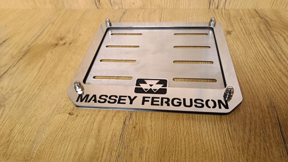 Ramka tablicy rejestracyjnej Massey Ferguson stal nierdzewna polerowan
