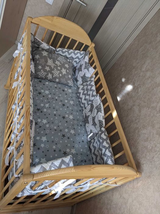 Ліжкло дитяче дерев'яне