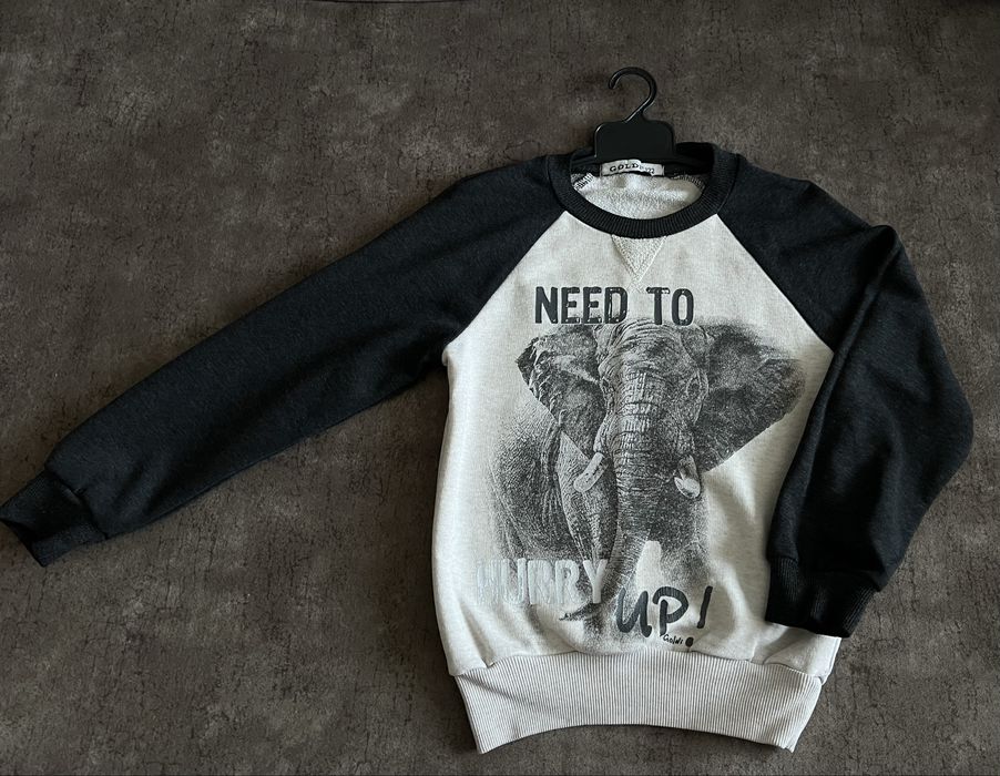 Светир хлопчику 6,7 років 122