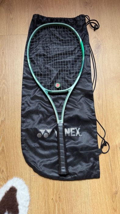 Yonex PERCEPT 100, 300 g, G2 , 16/19