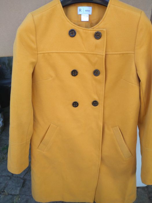 Casaco de Senhora Amerelo de Fazenda