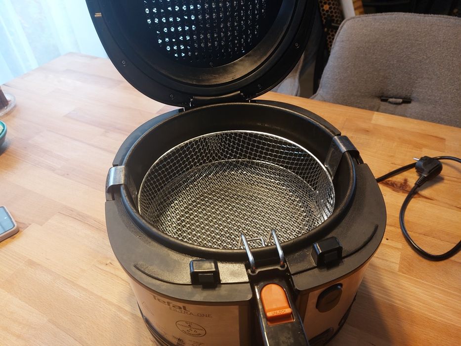Frytkownica TEFAL Filtra One FF175D71 2.1l regulacja temperatury