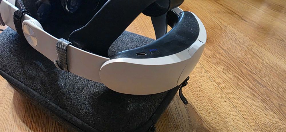 Meta Quest 2 (Oculus) + akcesoria | Etui + bateria | VR gotowy do gry