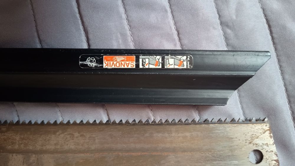 Sandvik 245  Szwedzka topowa piła ręczna, długość ostrza 45 cm