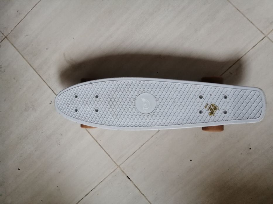 Скейт-Самокат дитячий б/у в хорошем состоянии мало пользовались фирма