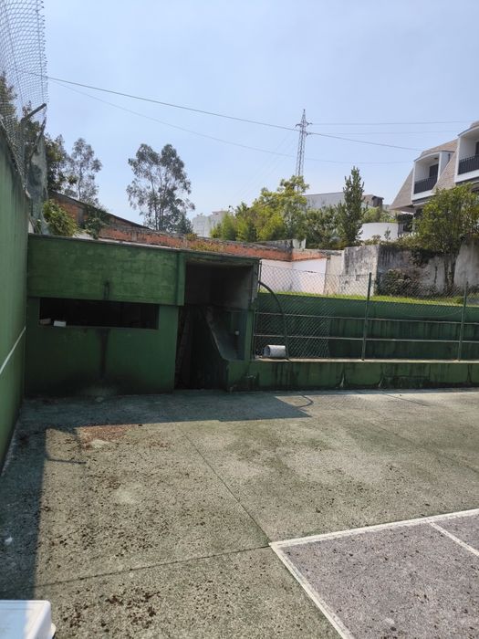 Terreno para venda em São João da Madeira.