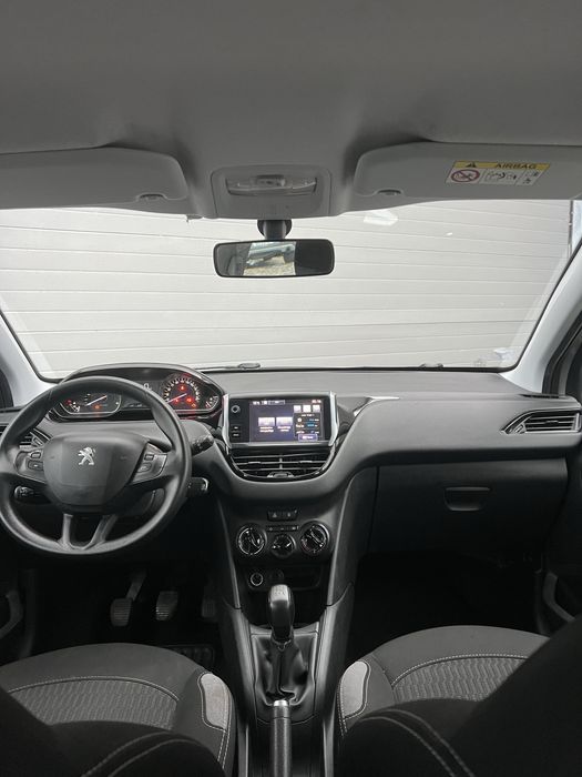 PEUGEOT 208 1.6Hdi